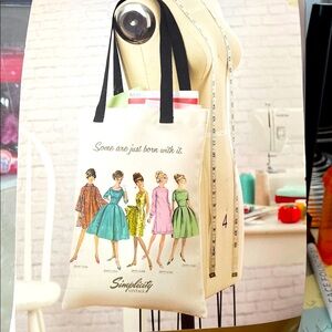 Simplicity Vintage Tote Bag - new in package (13” x 17”)